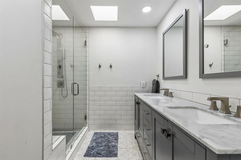 4134 Travis Street Condos - Residential