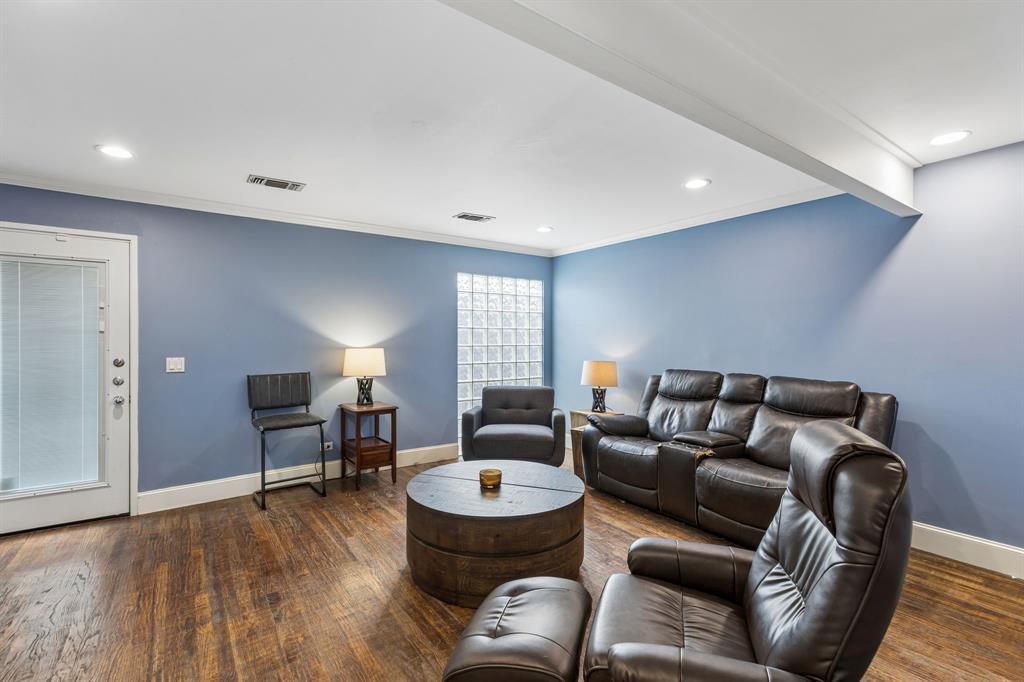 4134 Travis Street Condos - Residential