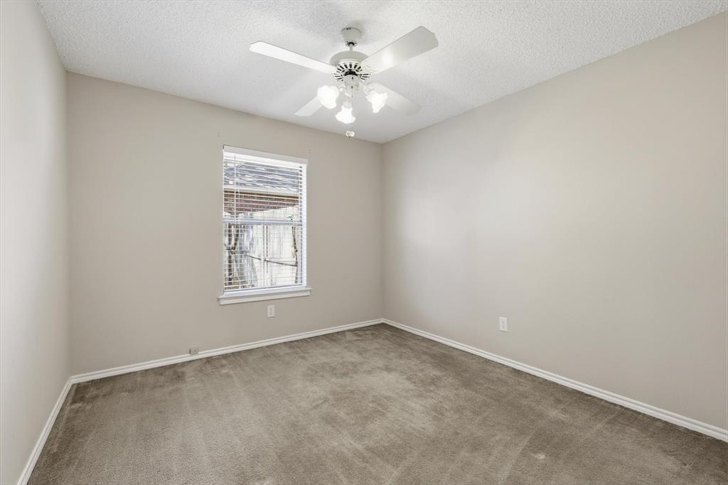 Bear Creek Estates-Euless-4-8 - Residential