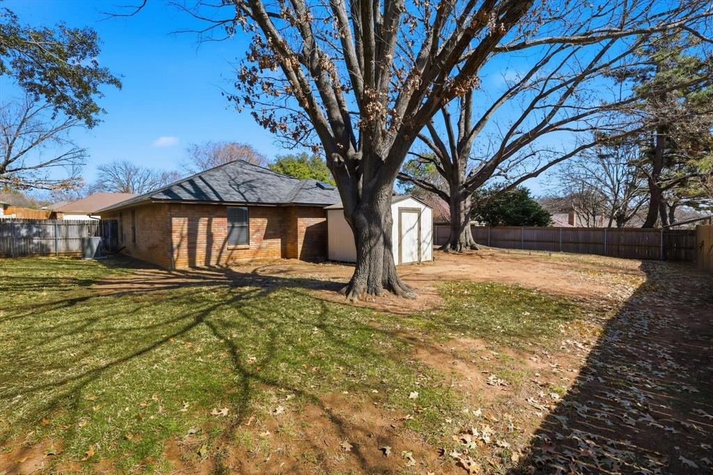 Bear Creek Estates-Euless-4-8 - Residential