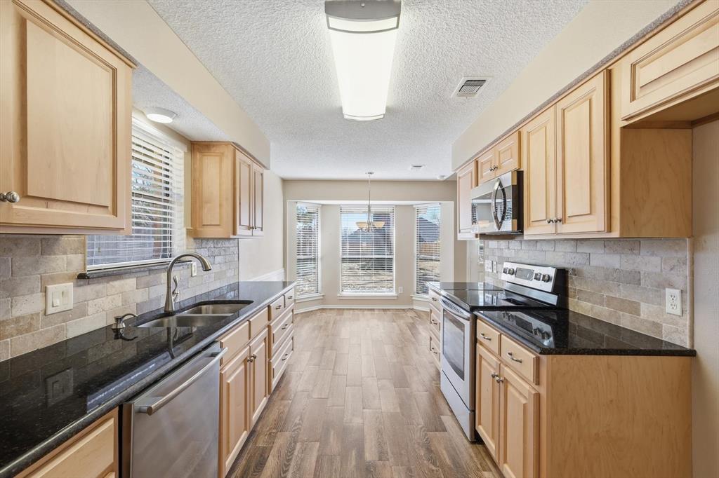 Bear Creek Estates-Euless-4-8 - Residential