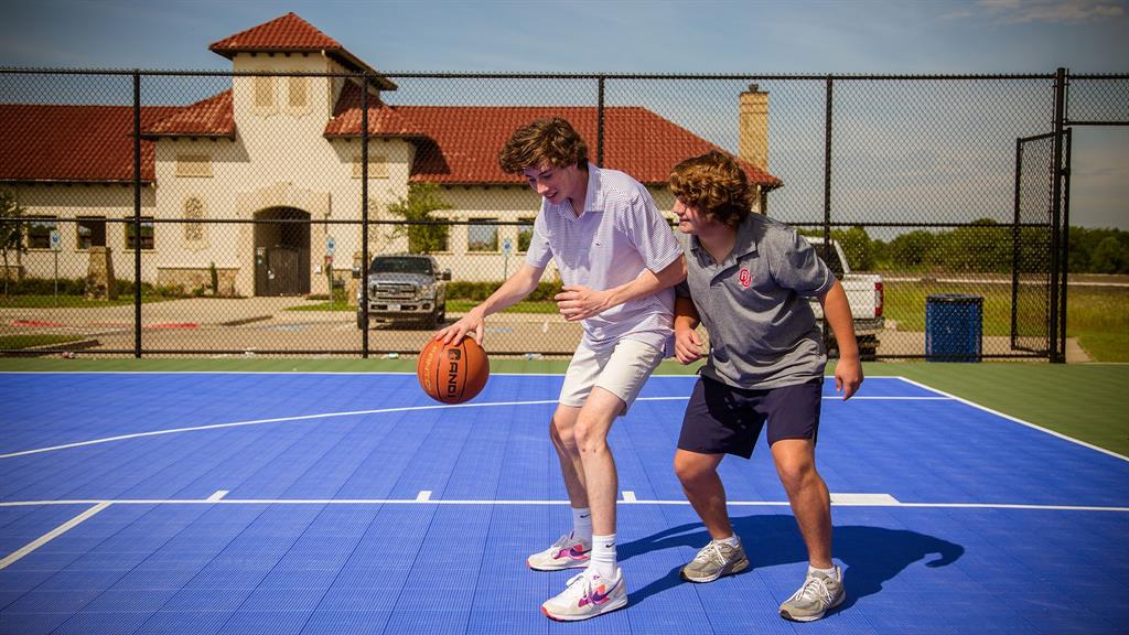 Sonoma Verde - Residential