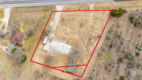 Photo of 866 STATE HIGHWAY 24, Campbell, TX 75422 (MLS # 21308109)