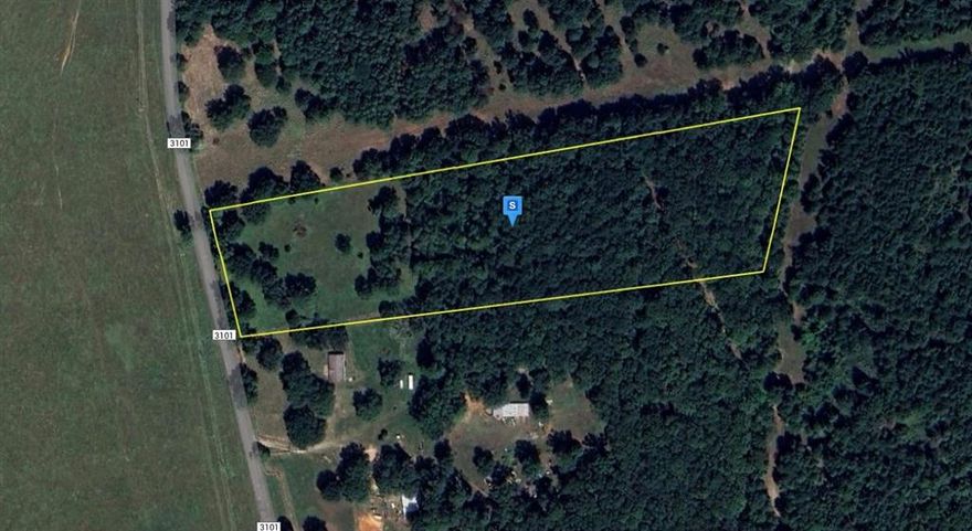 This 7.85-acre vacant lot in Smith, TX, offers power at site and access to public water, combining the convenience of nearby amenities with the serenity of country living. Just minutes from local schools, medical centers, Tyler hospitals, I-20, and downtown Lindale, the property provides easy access to everything you need while maintaining a peaceful, rural setting. Featuring beautiful views, mature trees, and paved roads, this lot is an ideal canvas for your dream home. This listing is for land only and is being sold as-is. Don’t miss this opportunity to own a spacious piece of Smith County property.