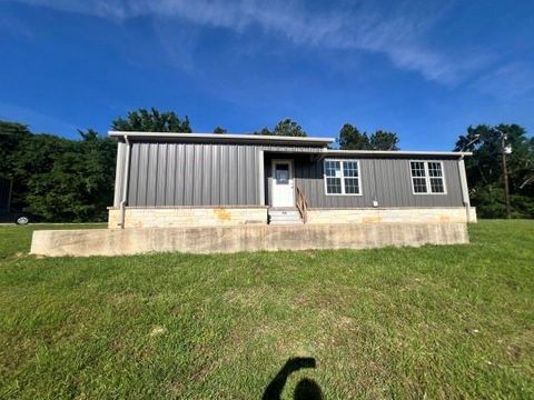 8275 State Highway 31 E Murchison TX 75778