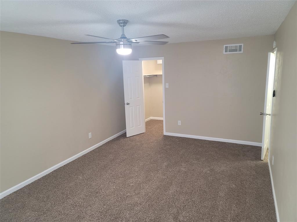 Counrty Creek Condo - Residential