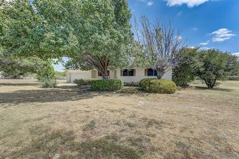 A home in Farmersville