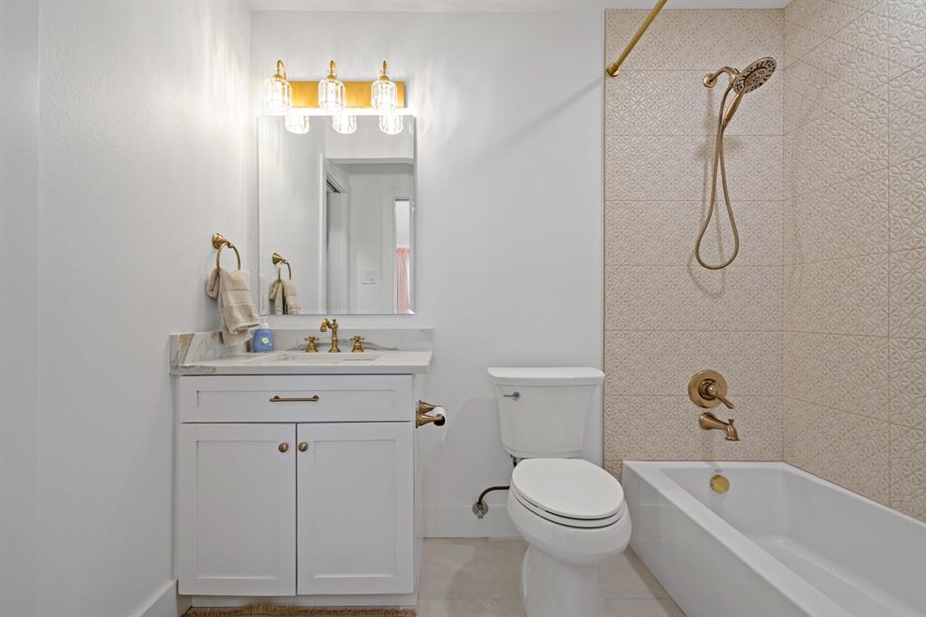 Benjamin F Fitch Surv Abs #430 - Residential