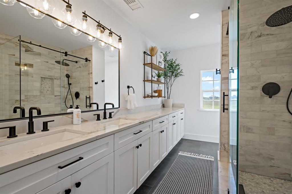 Benjamin F Fitch Surv Abs #430 - Residential