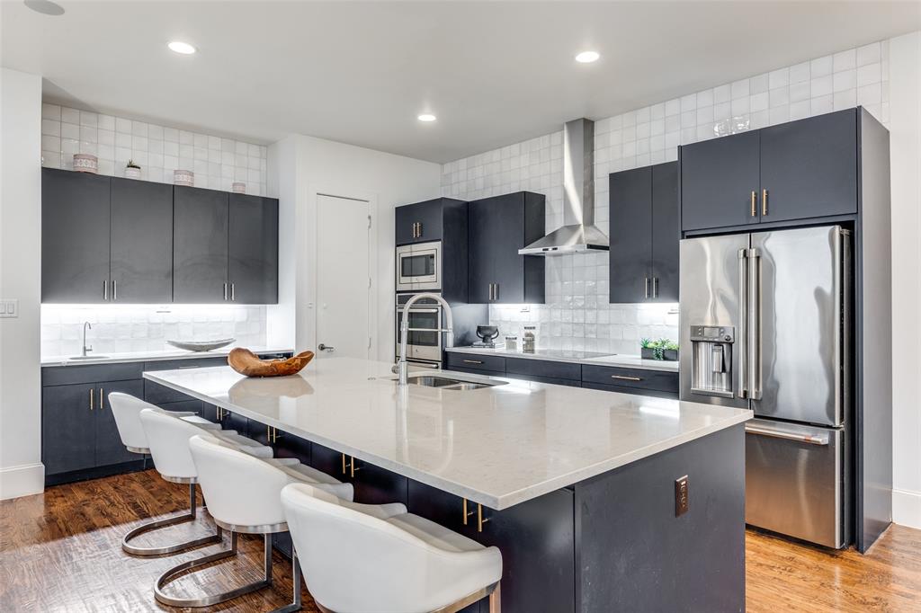 Chantilly Island - Residential