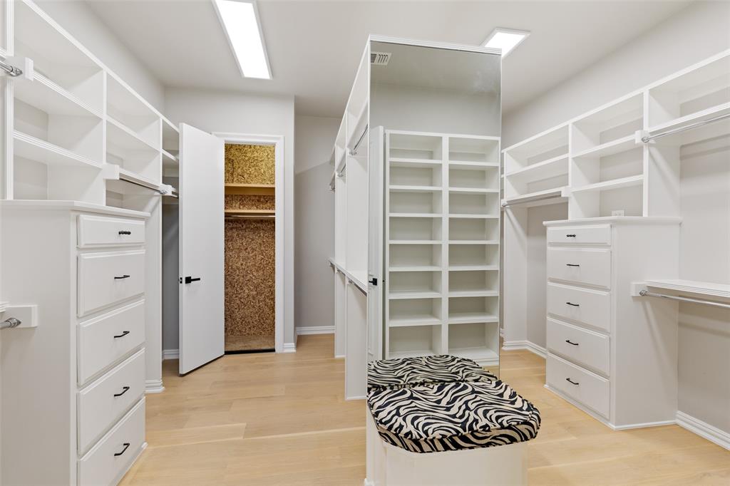 Starwood Ph Four Village 15 - Residential