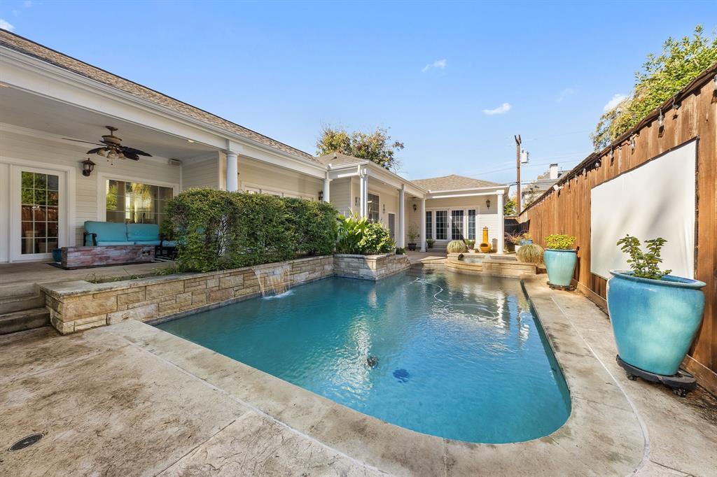 Rector Place 02 - Residential