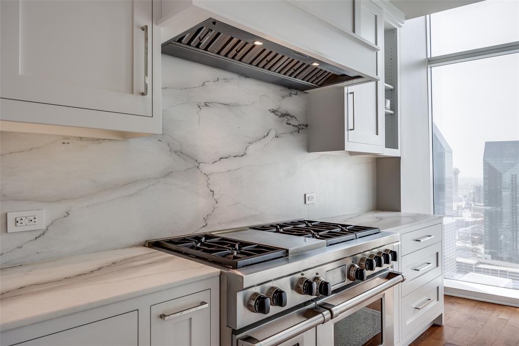 Museum Tower - Residential