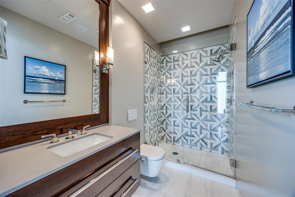 Museum Tower - Residential