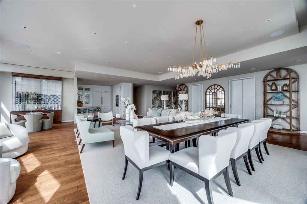 Museum Tower - Residential