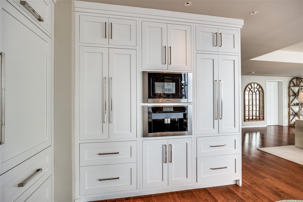 Museum Tower - Residential