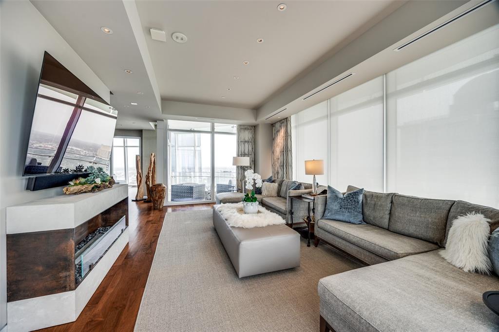 Museum Tower - Residential