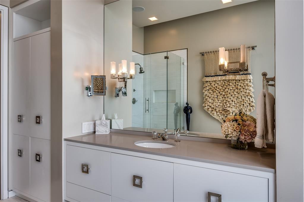 Museum Tower - Residential