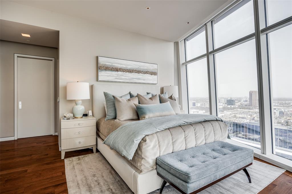 Museum Tower - Residential