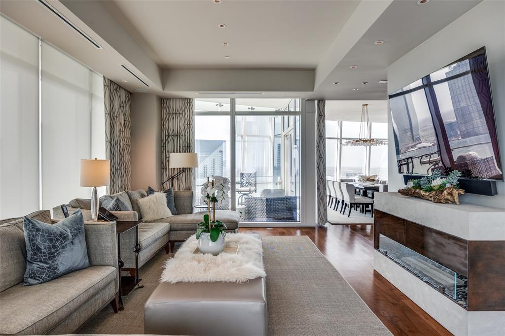 Museum Tower - Residential