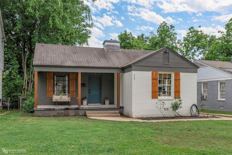 Completely remodeled!  You don't want to miss seeing this one!  Near Centenary College, LSU Medical Center, I-49 and I-20.