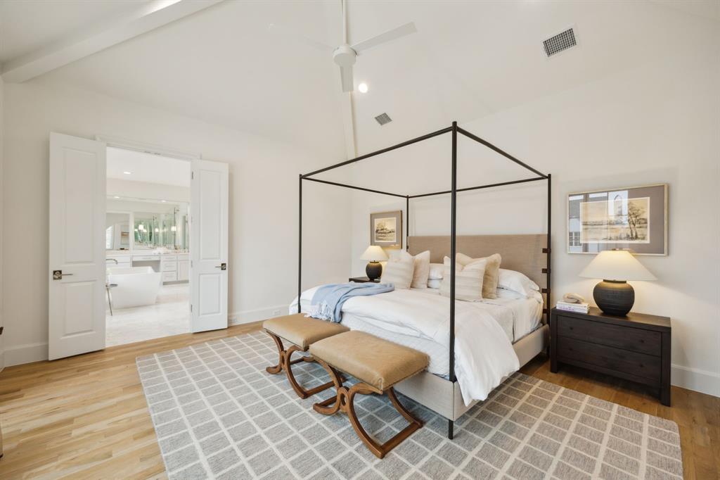 WHITE ROCK BLUFFS - Residential