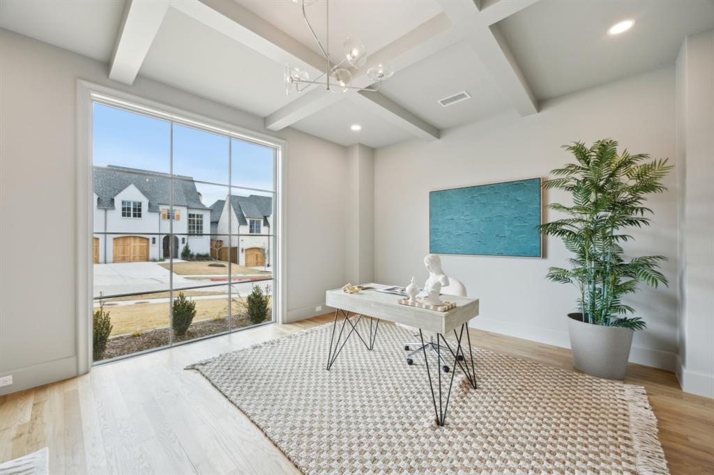 WHITE ROCK BLUFFS - Residential