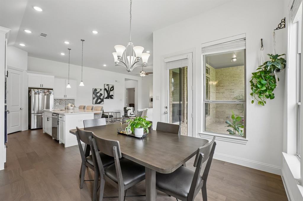 1816 LONGSPUR Drive