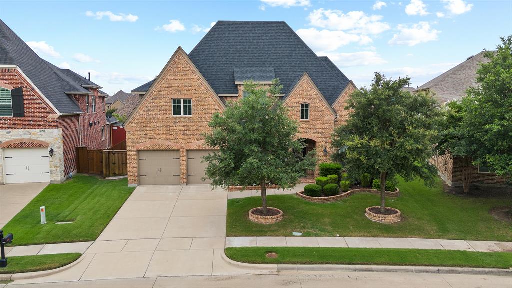 1003 Fenwick Lane