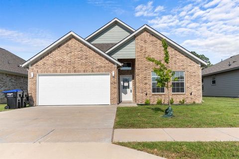 119 Hesed Street Greenville TX 75402