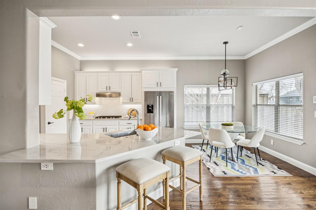 GASTONWOOD #4 - Residential