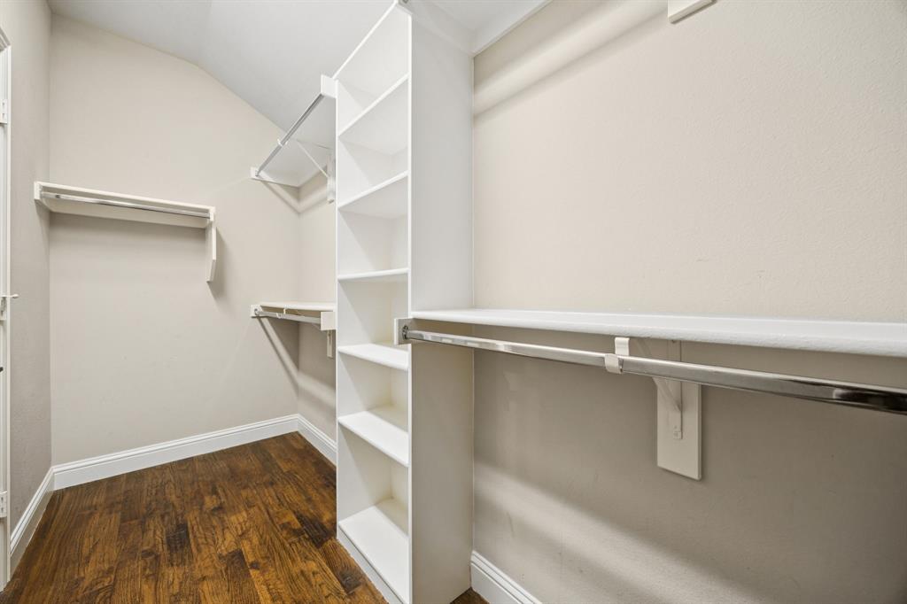 GASTONWOOD #4 - Residential