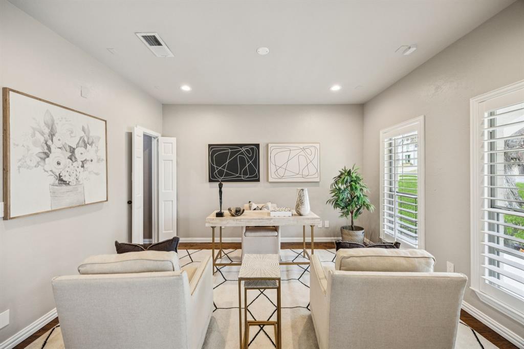 GASTONWOOD #4 - Residential