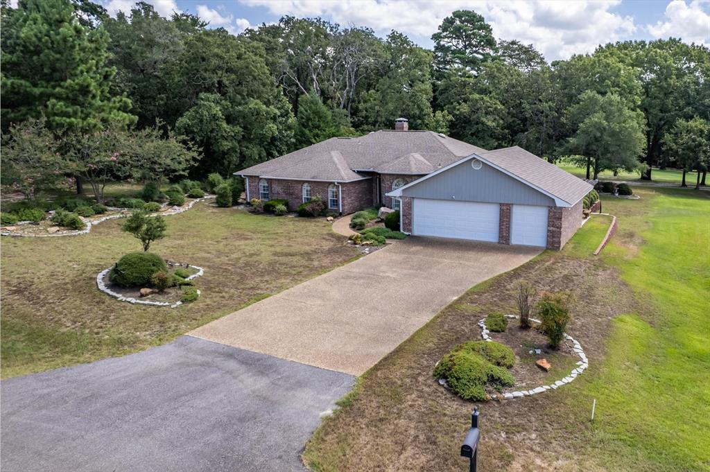 149 Golfing Green Cove