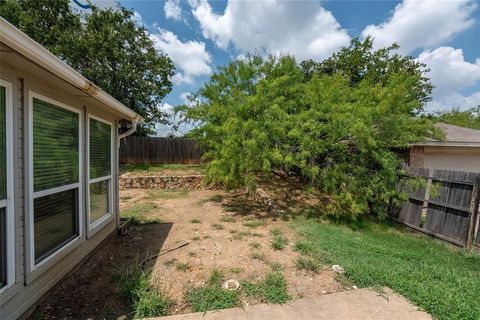 A home in Burleson