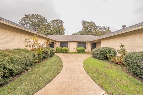 512 Billie Ruth Lane Hurst TX 76053