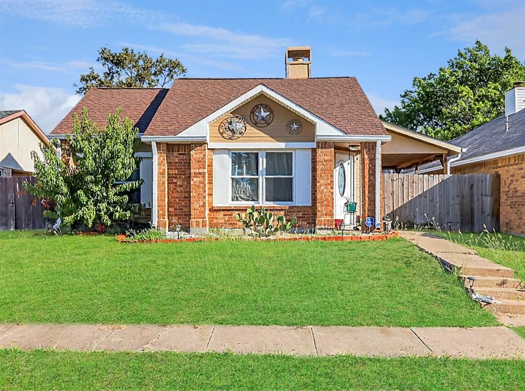 Photo of 1721 Hackamore Street, Mesquite, TX 75149 (MLS # 21091746)