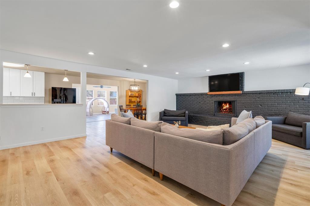 13416 Emeline Street