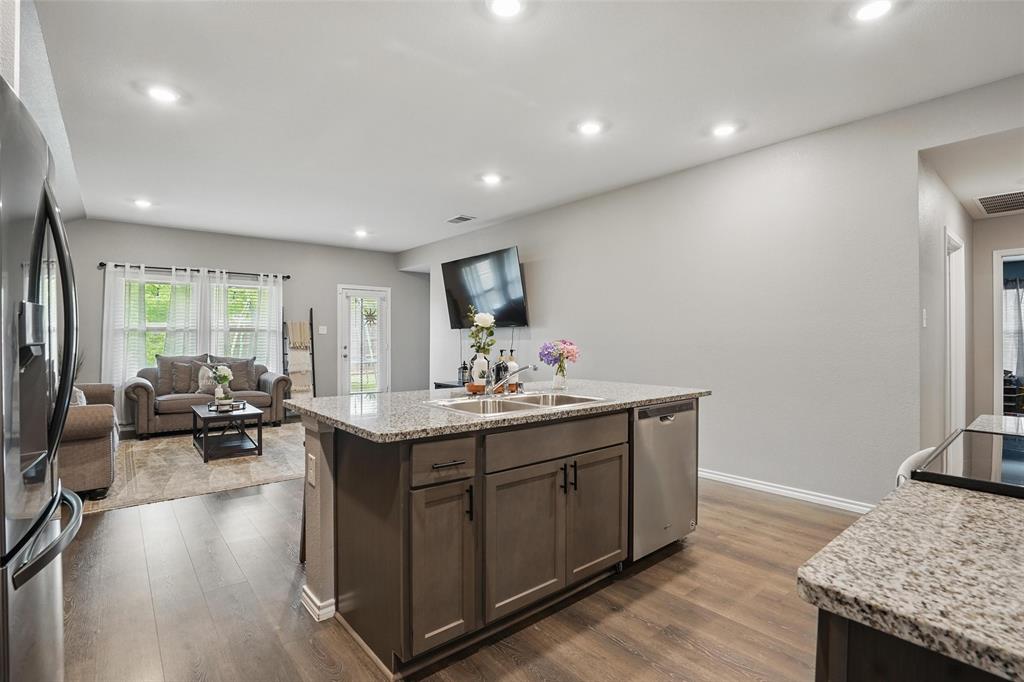 Sherman Crossing Add Phas - Residential Lease