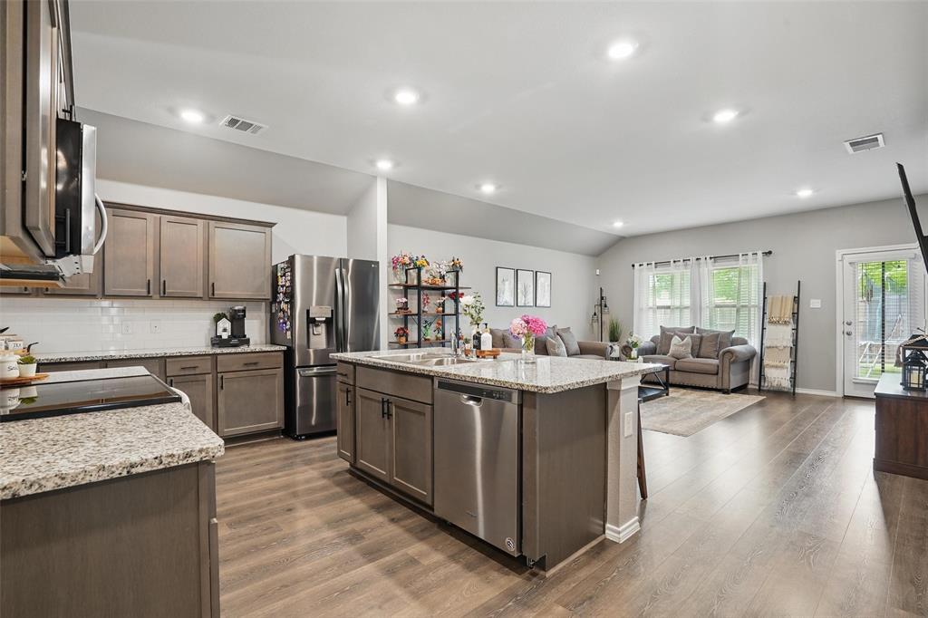 Sherman Crossing Add Phas - Residential Lease