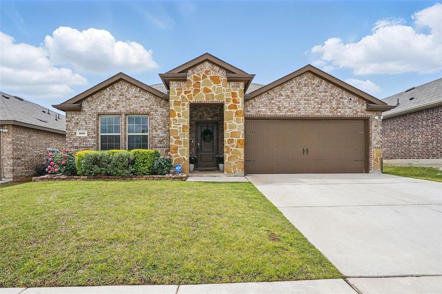 Built in 2020, 2,126 sq ft home. Looks like New.
  
 Spacious and stylish 4BR, 2BA home just minutes from UNT, TWU, and downtown Denton!  Enjoy an open layout, modern kitchen with stainless steel appliances, in-unit laundry, 2 car garage and a fully fenced backyard with a covered patio. Located in a quiet, walkable neighborhood with quick access to I-35 and Loop 288. Perfect for students, families, or professionals. Schedule a showing today!. Pet policy: Pets may be allowed with landord approval on a case-by-case basis. Call or text listing to ask.