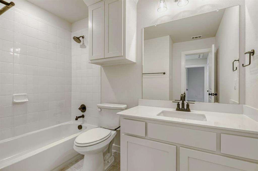 Castle Hills Northpointe Townhomes - Residential