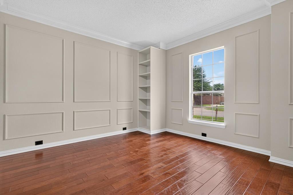 525 Blackfield Drive