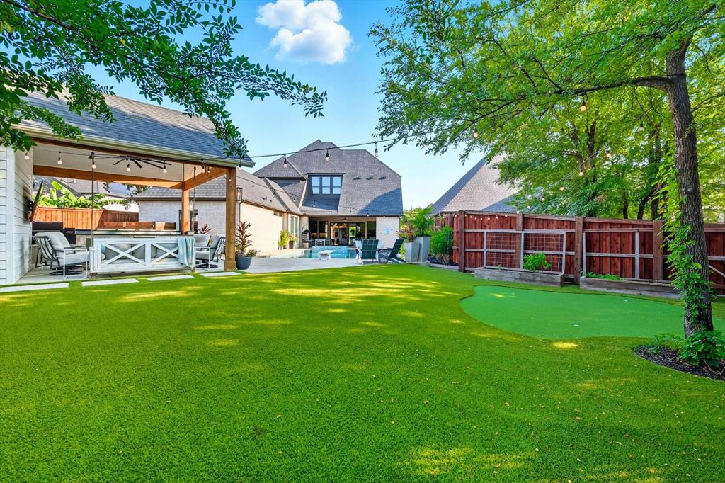 North Richland Hills, Texas 76182, United States, 4 Bedrooms Bedrooms, ,4 BathroomsBathrooms,Residential,Active,218900