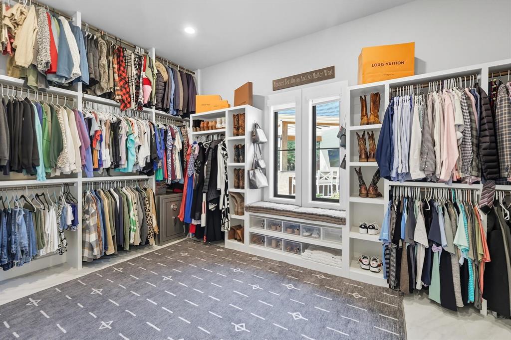 North Richland Hills, Texas 76182, United States, 4 Bedrooms Bedrooms, ,4 BathroomsBathrooms,Residential,Active,218900