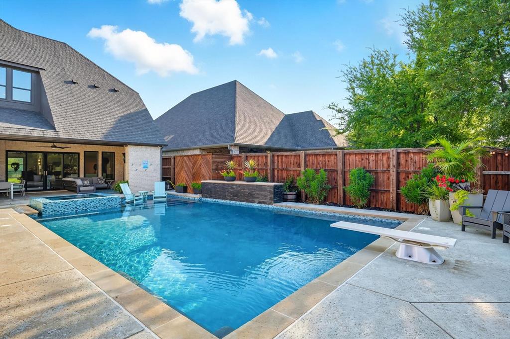 North Richland Hills, Texas 76182, United States, 4 Bedrooms Bedrooms, ,4 BathroomsBathrooms,Residential,Active,218900