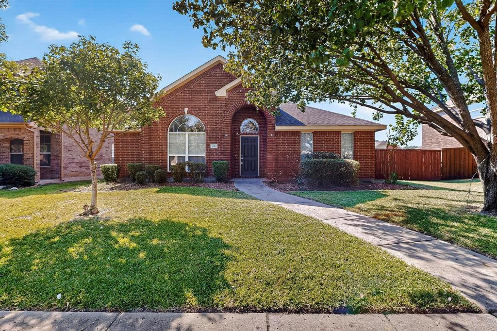 1622 Summerfield Drive