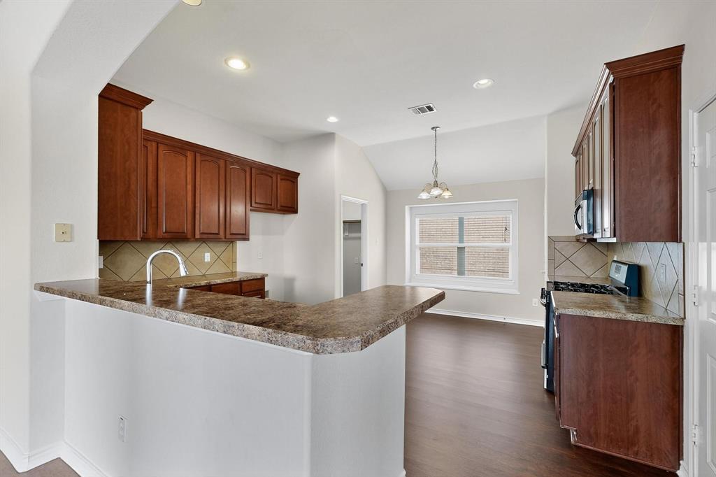 1622 Summerfield Drive