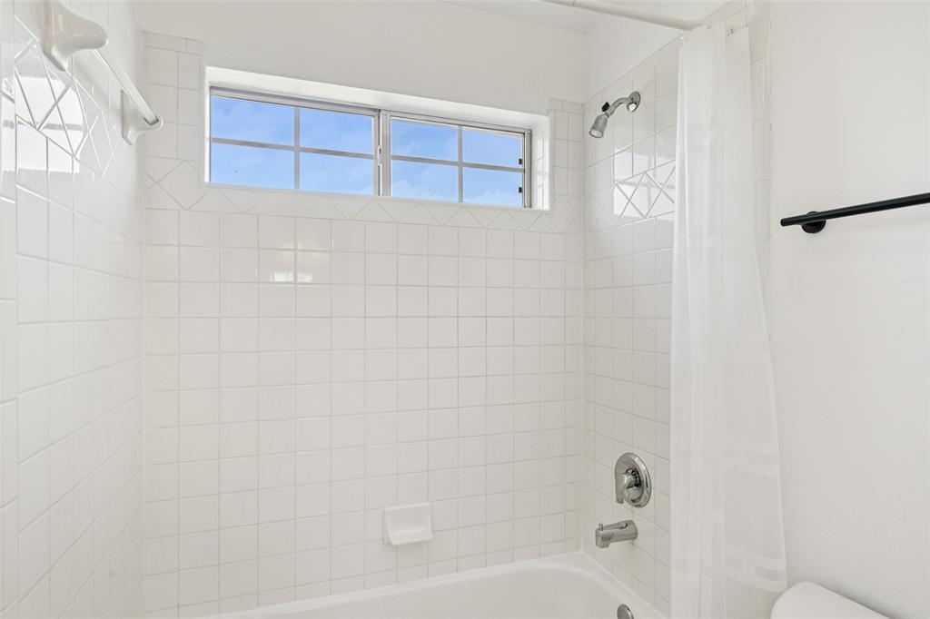 Richardson, Texas 75082, United States, 4 Bedrooms Bedrooms, ,4 BathroomsBathrooms,Residential,Active,246459