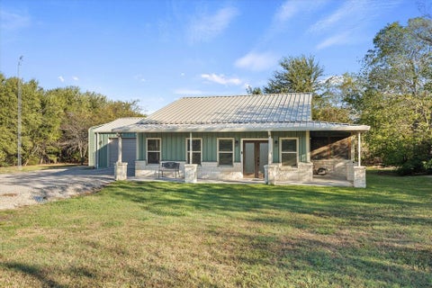 Photo of 1710 Fm 3211, Greenville, TX 75402 (MLS # 21417274)